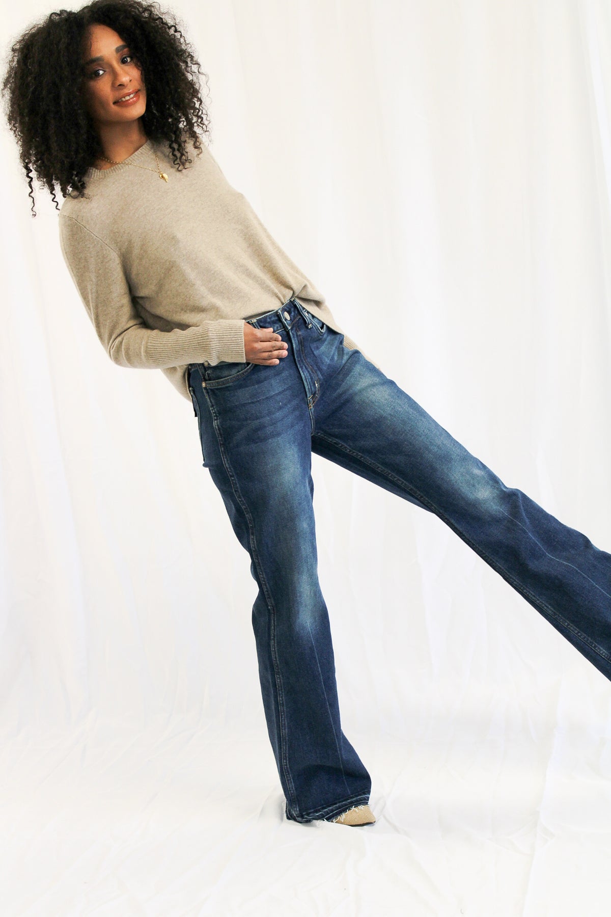 Flare frayed denim jeans