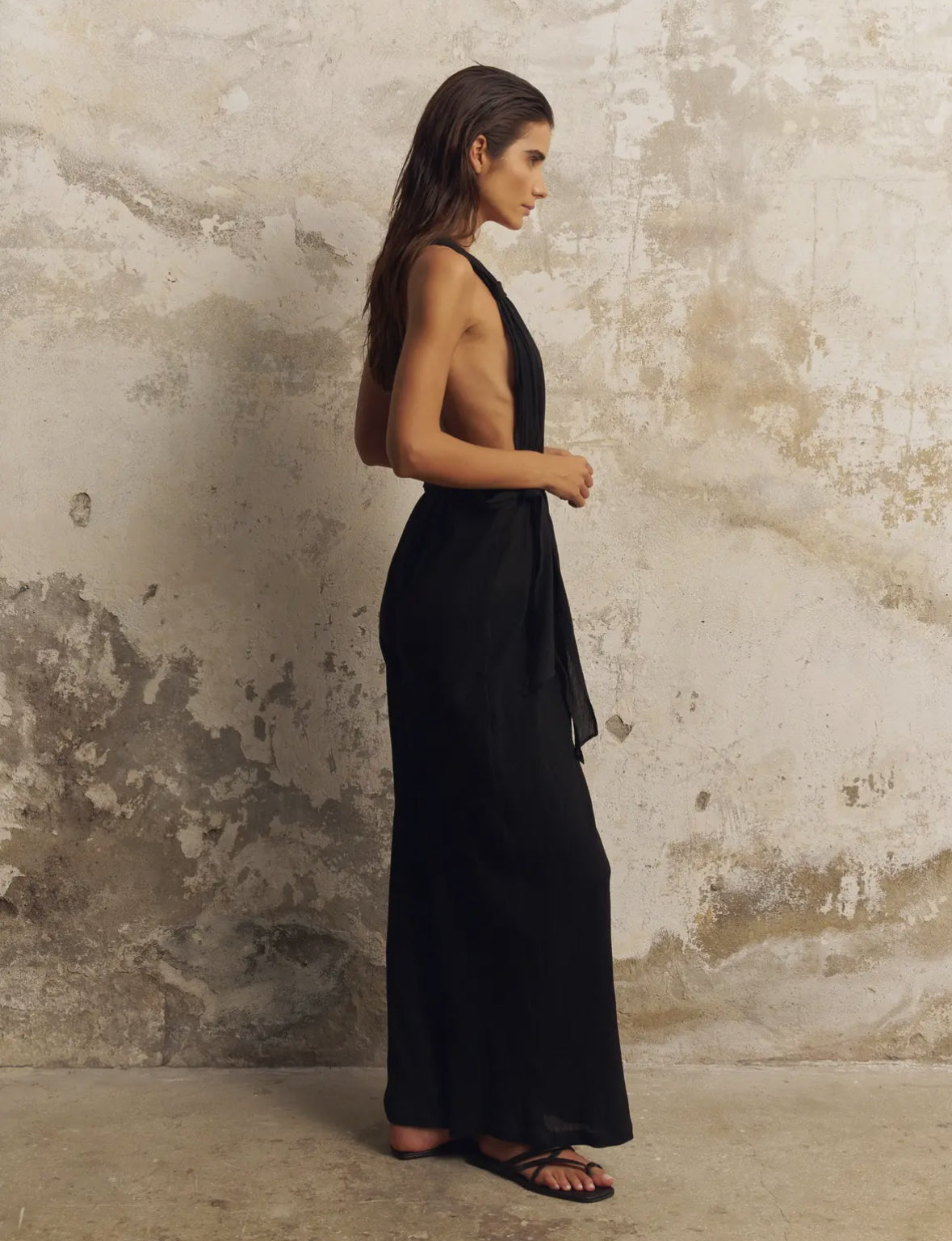 Elegant Yet Edgy Jumpsuit with Wrap-Style Bodice and Open Back
