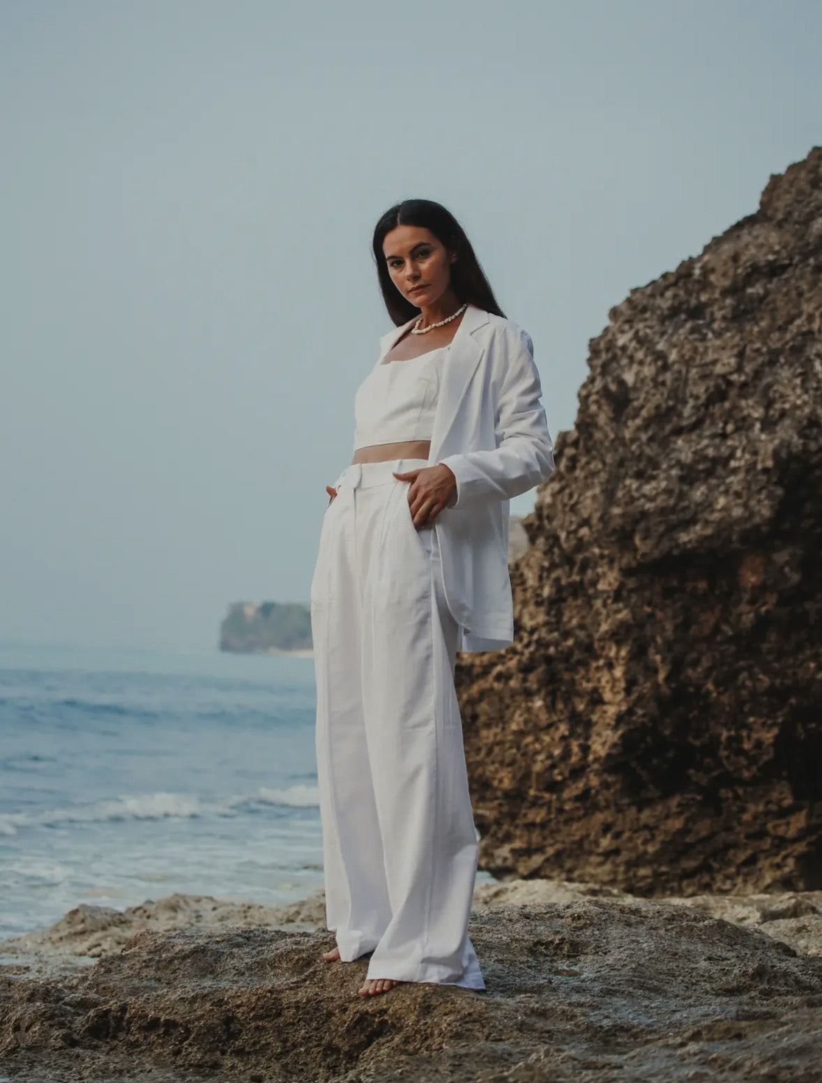 Oversized cotton white blazer