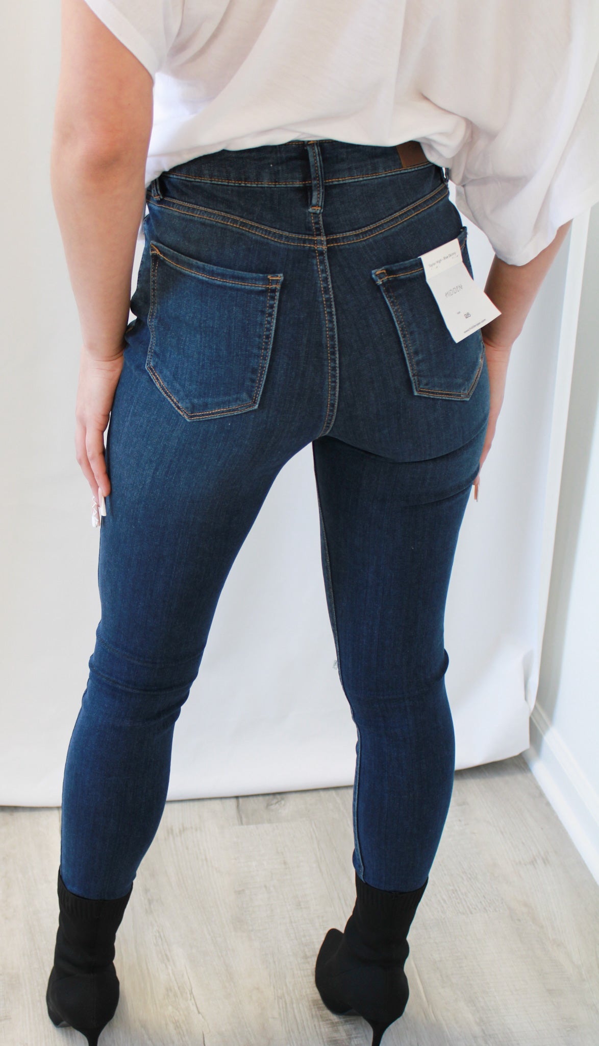 Taylor High Rise Skinny by Hidden