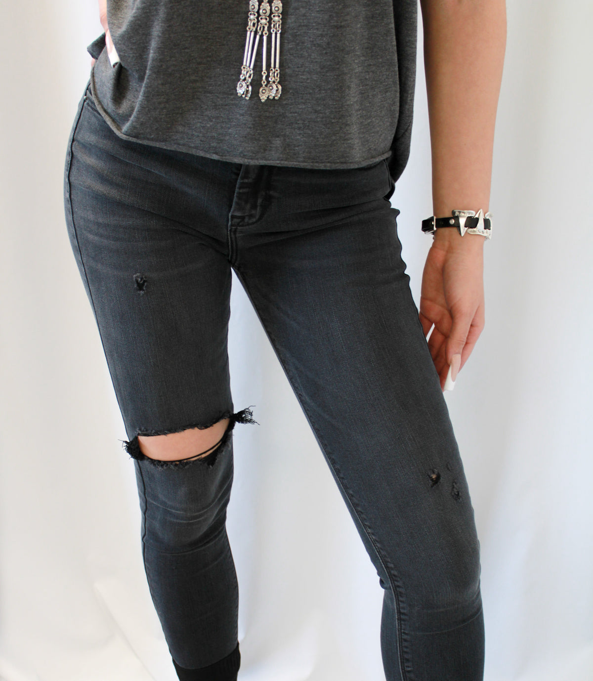 Amelia Skinny Distress Denim by Hidden