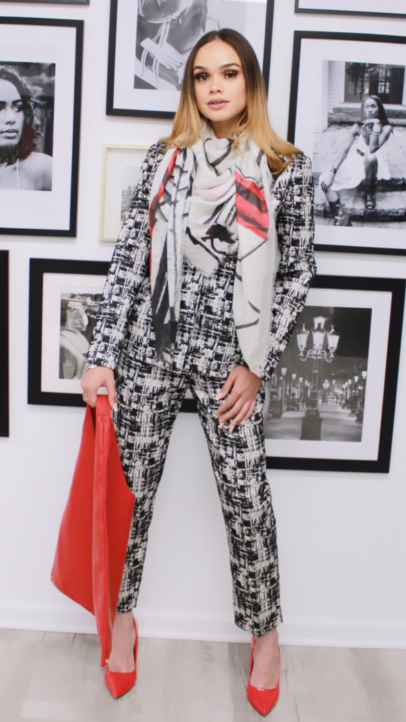 Jacquard Blazer with Contrast Lapel by Joeffer Caoc