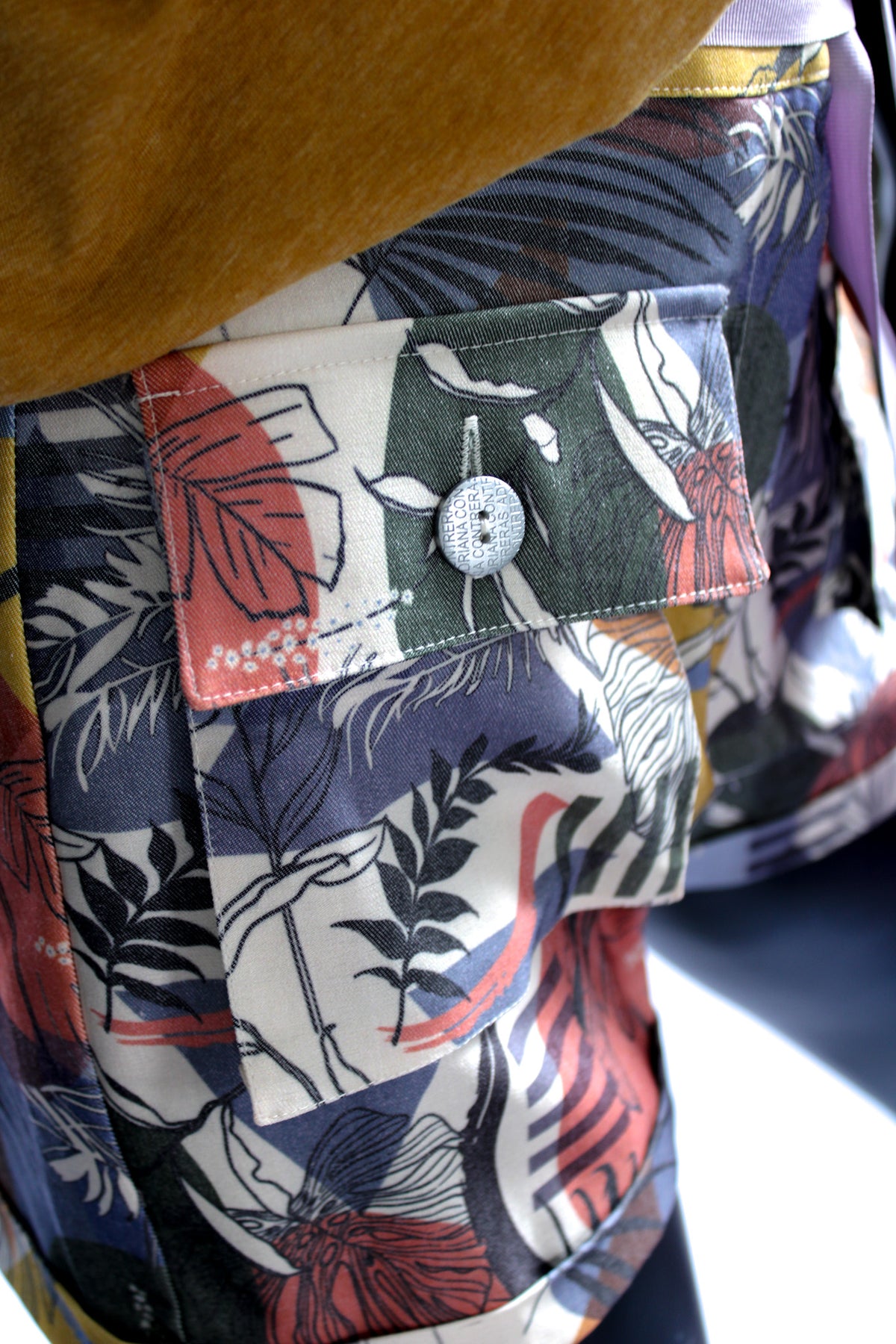 Pop Colorido Shorts w/Violet by Tie Belt Online only